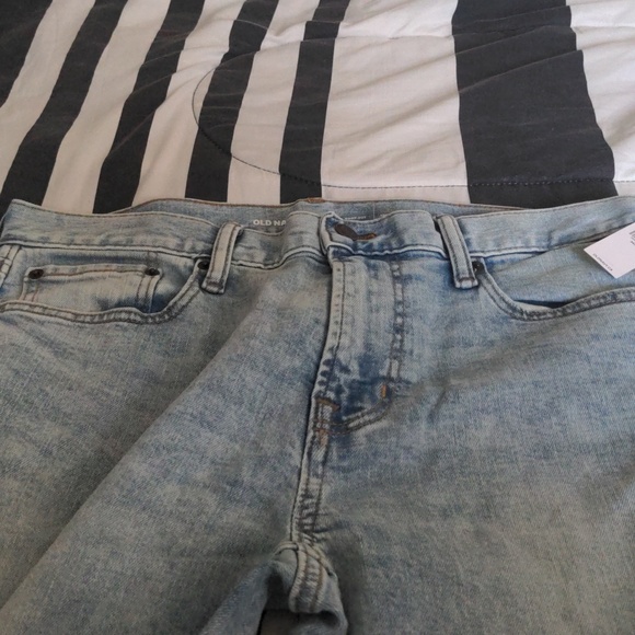 OLD NAVY jeans, NEWwtags, 34 waist, light blue - Picture 2 of 5